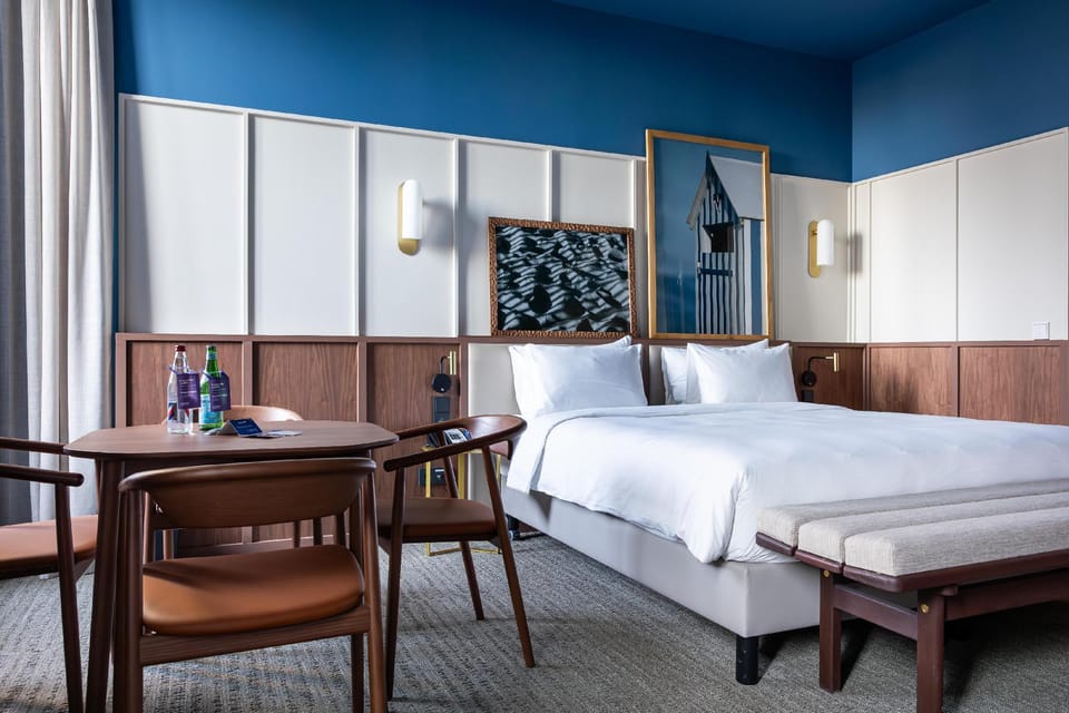 Suite room