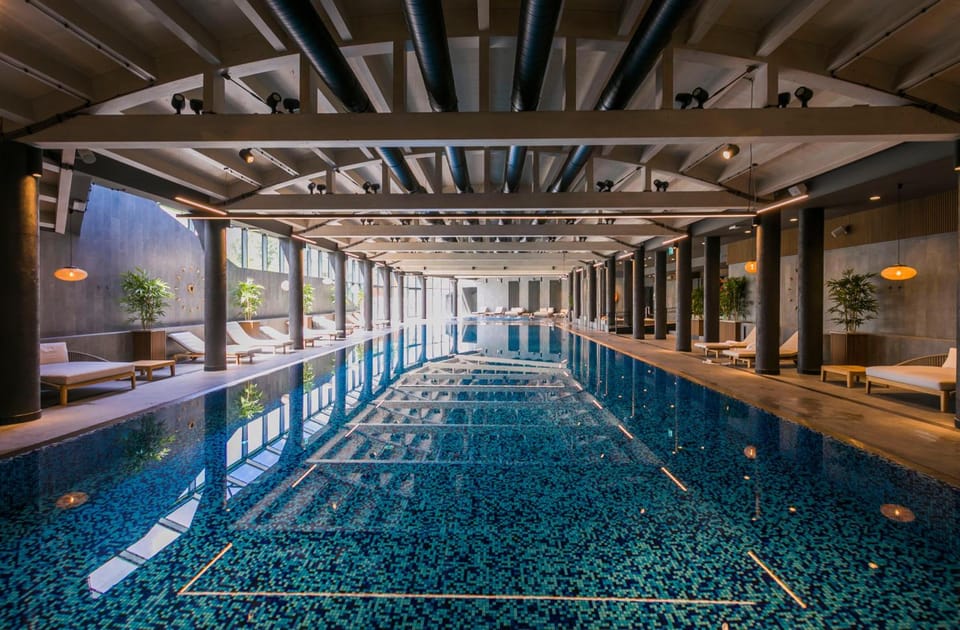 Swimming pool