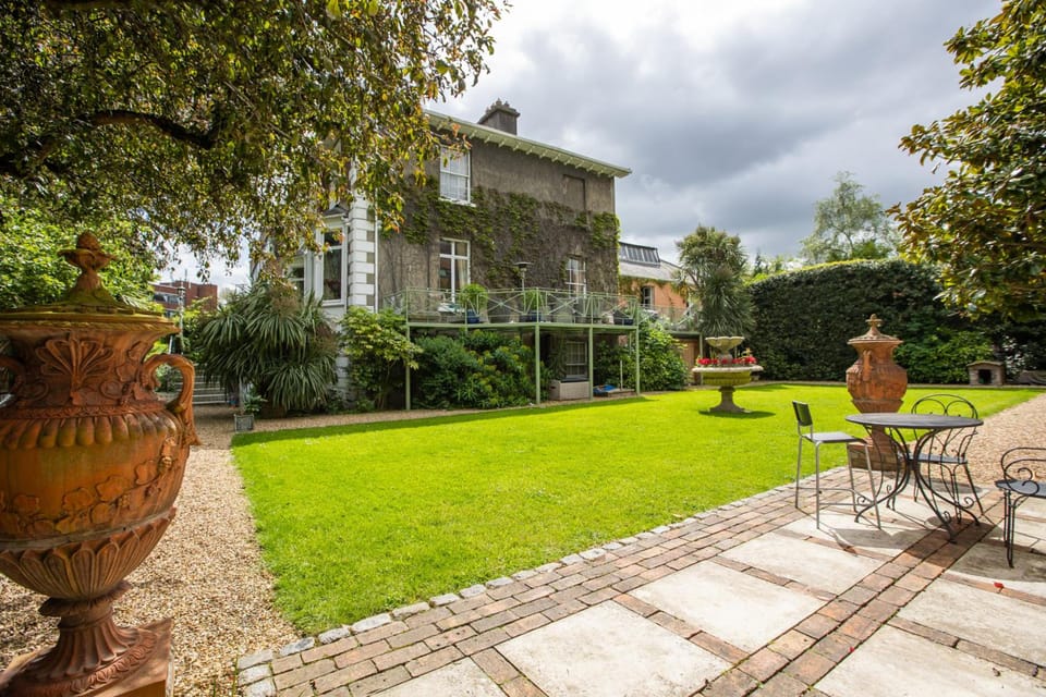 Ballsbridge Apartments Hotel in Dublin
