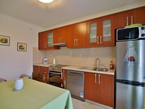 Apartments and rooms by the sea Rab - 12616 Hotel in Lika-Senj County