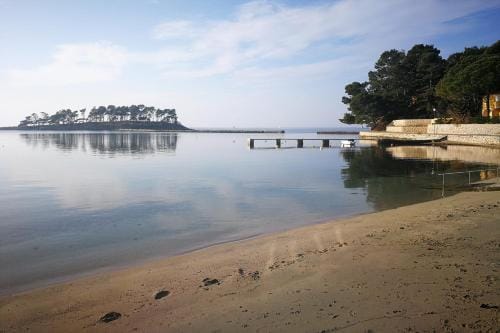 Double Room Rab 12616b Hotel in Lika-Senj County