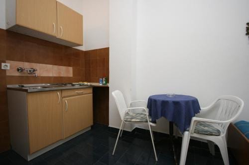 Apartments and rooms by the sea Starigrad, Paklenica - 6634 Hotel in Zadar County