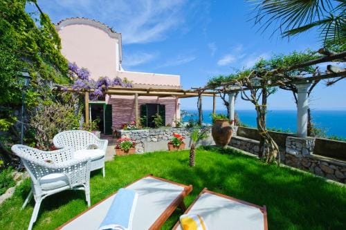 Casale Fralisa Hotel in Praiano