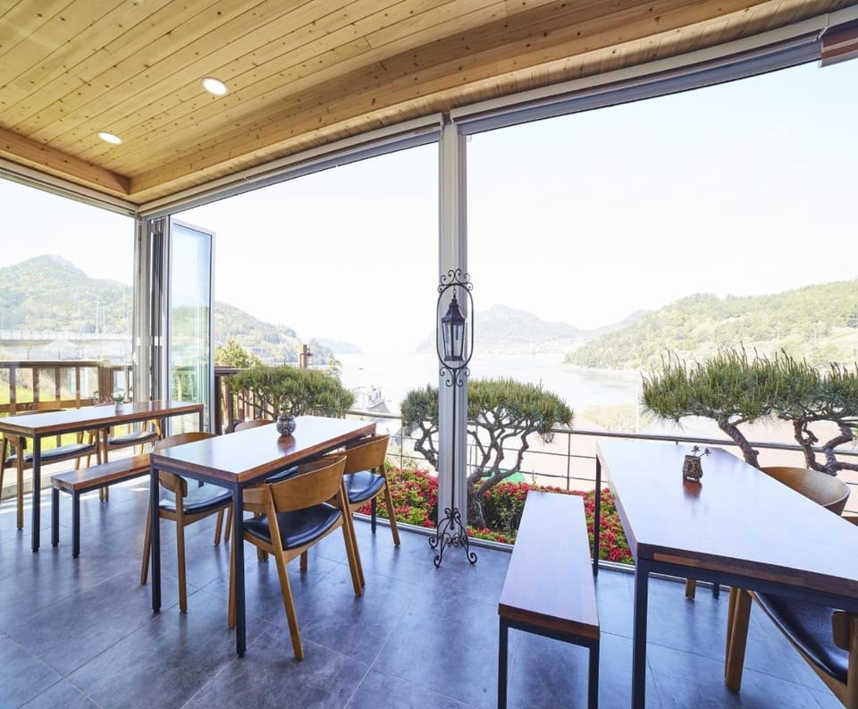 Goheung hayan noeul hotel Hotel in South Korea
