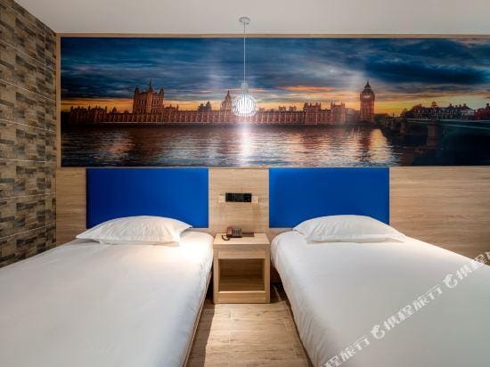 Homeinn Pebble Hotel (Nanjing Jiangning Jinbao Riverside Commercial Plaza) Hotel in Nanjing