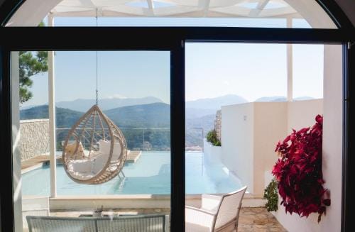 Zeus Throne Suites Hotel in Corfu, Greece