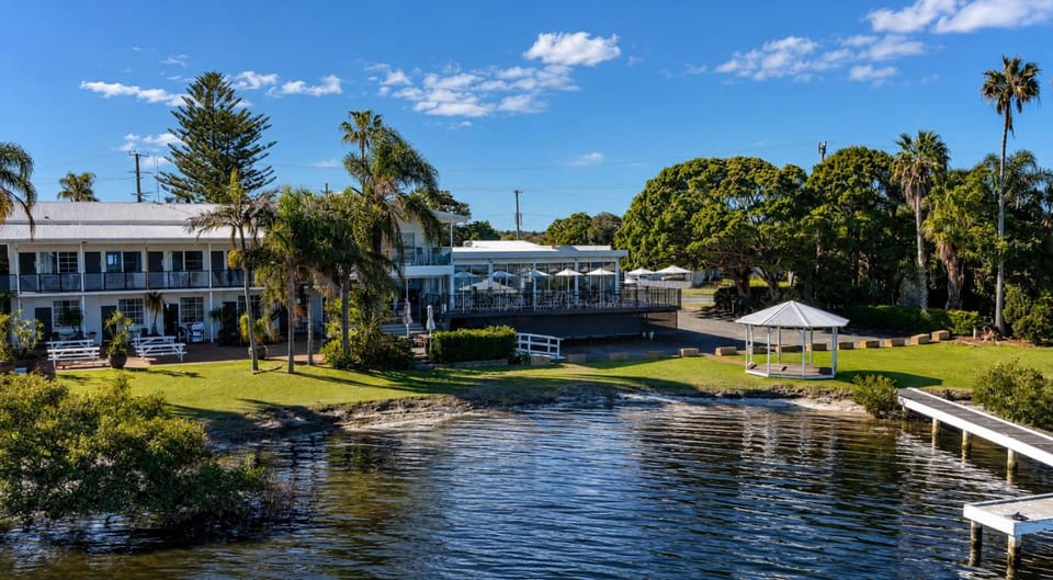 Squid's Ink Motel Motel in Lake Macquarie