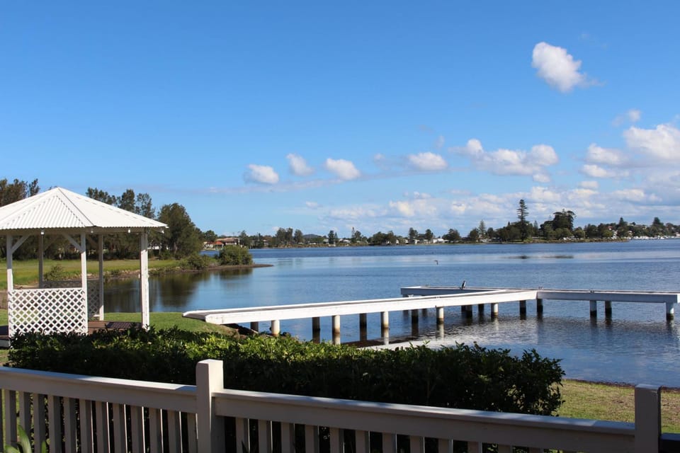Squid's Ink Motel Motel in Lake Macquarie