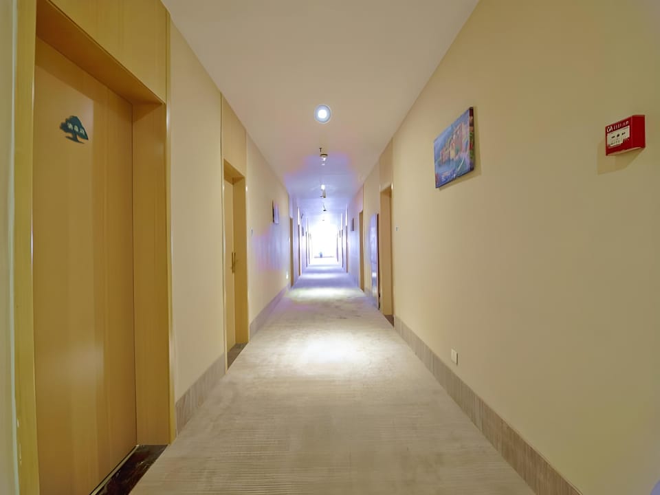 GreenTree Inn Zhenjiang Danyang Development Zone Municipal Government Business Hotel Hotel in Jiangsu