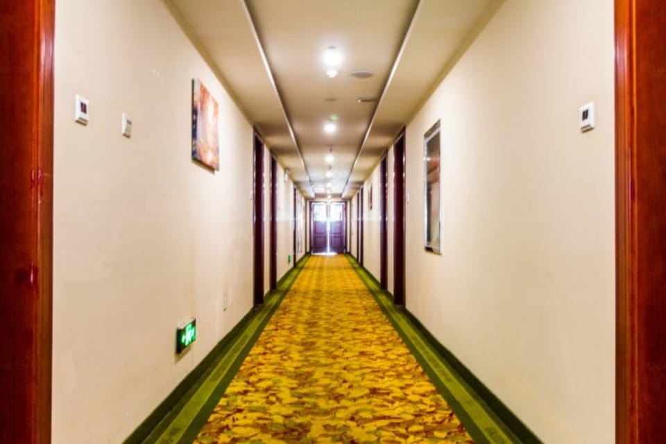 GreenTree Inn DingZhou Railway Station Business Hotel Hotel in China