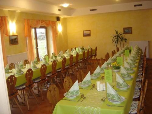 Rhoner Landhotel Haus zur Wasserkuppe Hotel in Thuringia, Germany