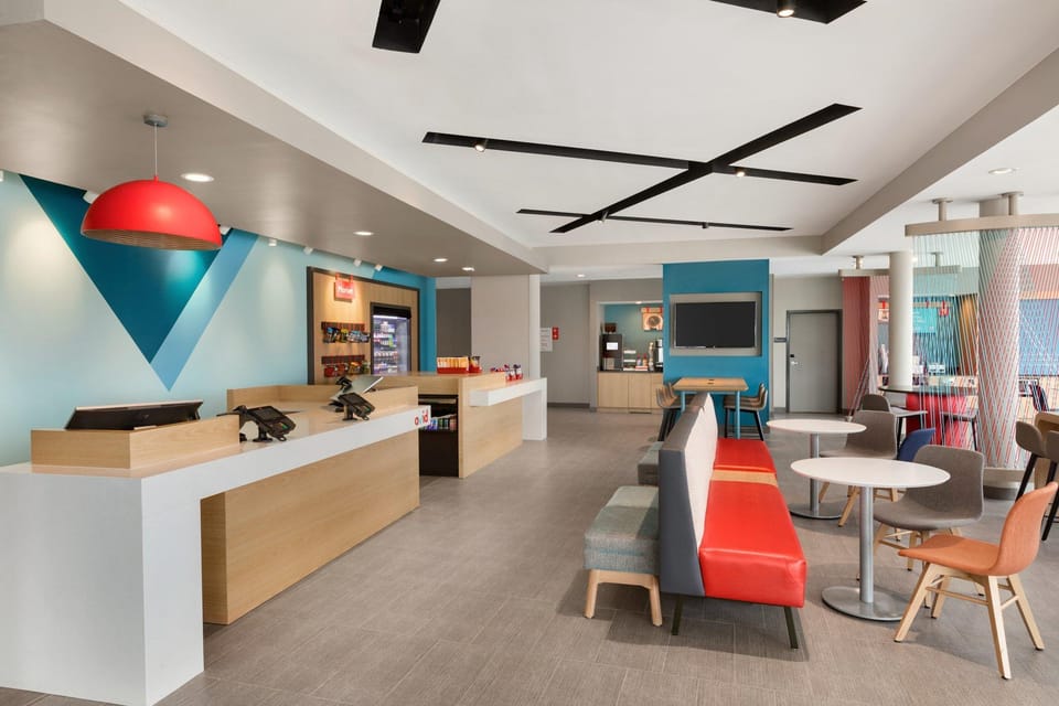 avid hotel Hattiesburg West By IHG Hotel in Hattiesburg