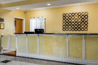 Econo Lodge Inn & Suites Bryant Hotel in Bryant