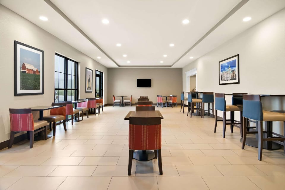 Comfort Suites Rensselaer near Fair Oaks Hotel in Indiana
