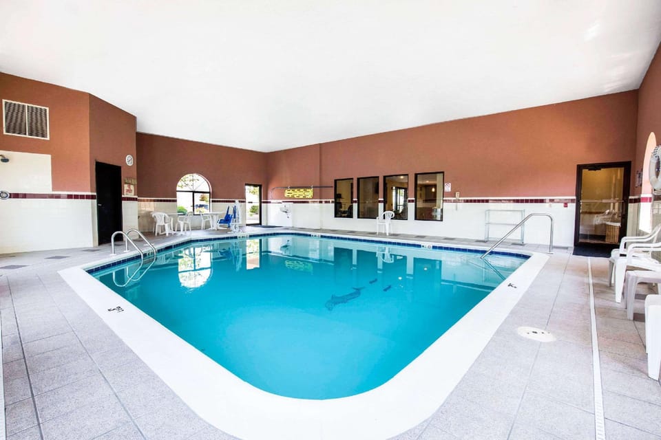 Quality Inn Monee I-57 Hotel in Indiana