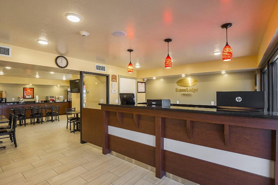 Econo Lodge Hurricane Zion Park Area Hotel in Hurricane