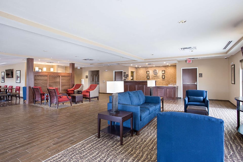 Comfort Inn & Suites Zachary Hotel in Mississippi