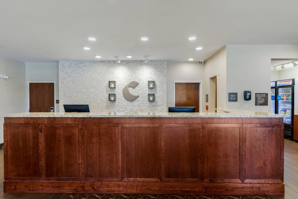 Comfort Suites Loveland Hotel in Loveland