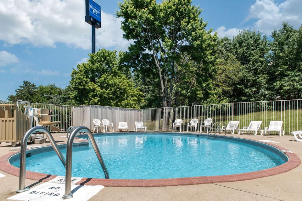 Rodeway Inn Sharonville - Cincinnati North Hotel in Sharonville