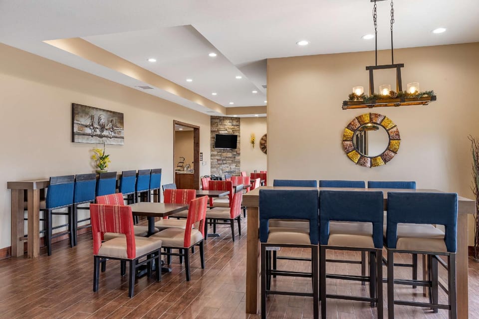 Comfort Inn & Suites Augusta Hotel in Kansas