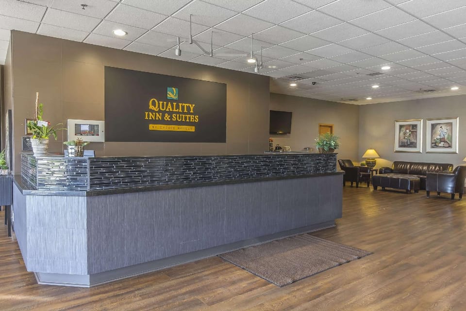 Quality Inn & Suites Hotel in Saskatoon