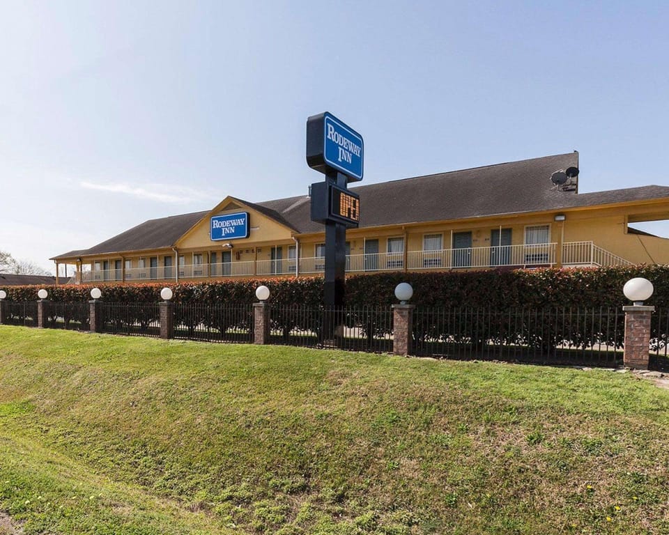 Rodeway Inn South Houston Hotel in South Houston