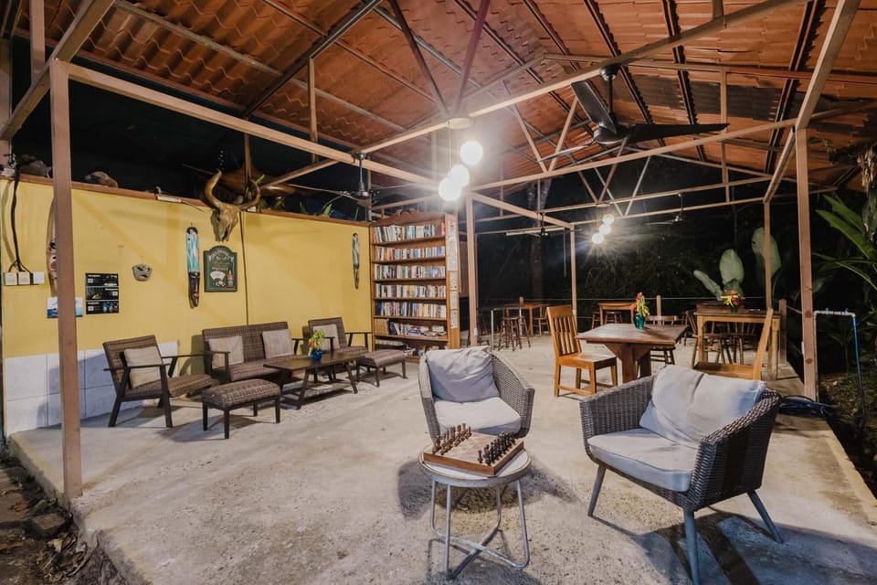 Hotel Tres Banderas Hotel in Quepos