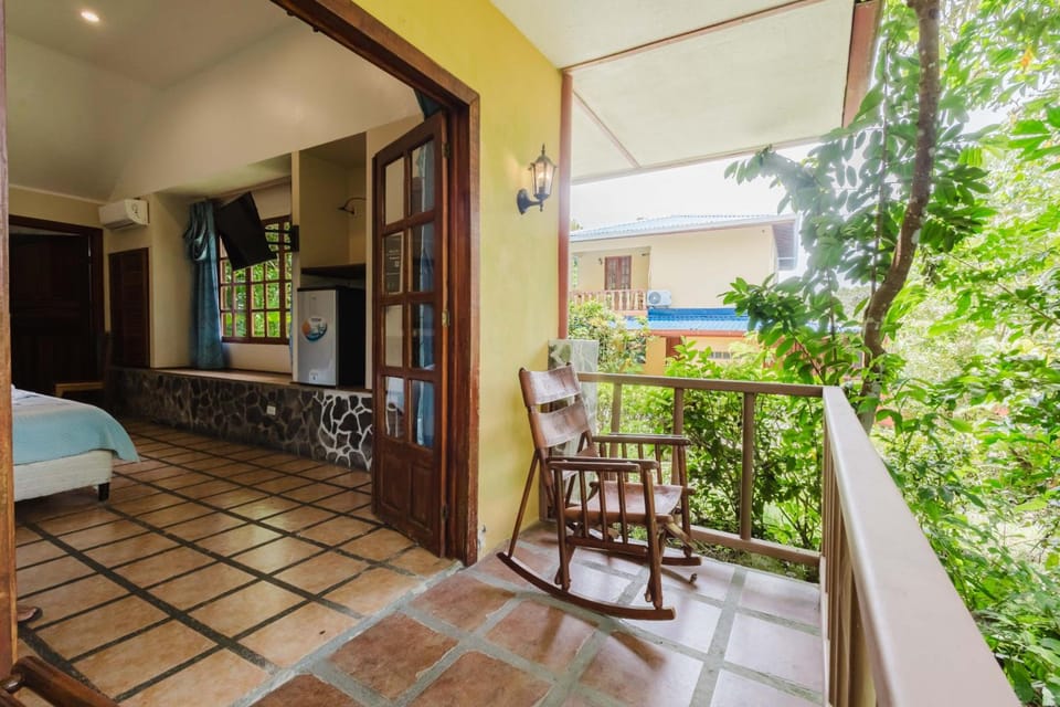 Hotel Tres Banderas Hotel in Quepos