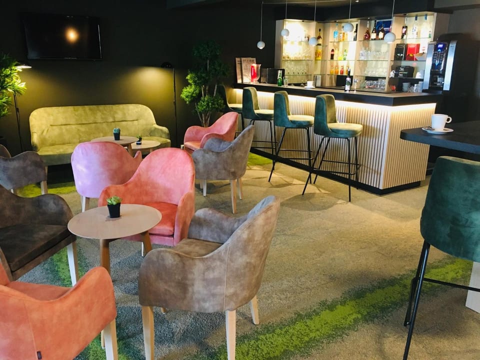 The Originals City, Hôtel Acropole, Bernay Hotel in Normandy