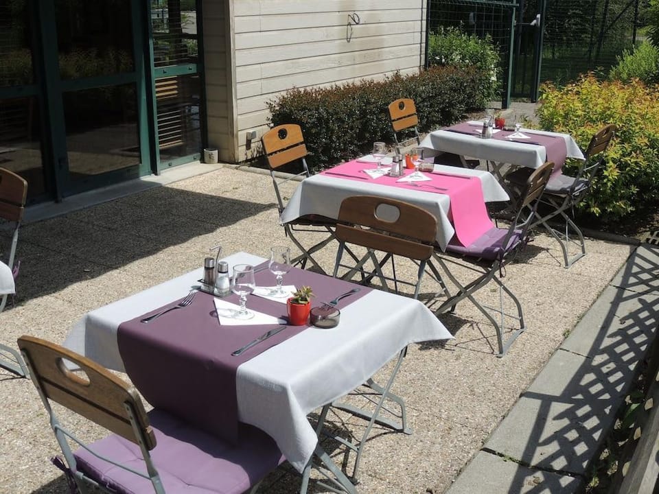 Hôtel Annecy Aéroport Hotel in Haute-Savoie