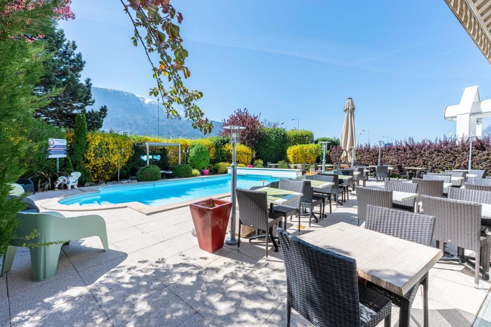 The Originals City, Hôtel Cluses Ouest, du Faucigny Hotel in Haute-Savoie