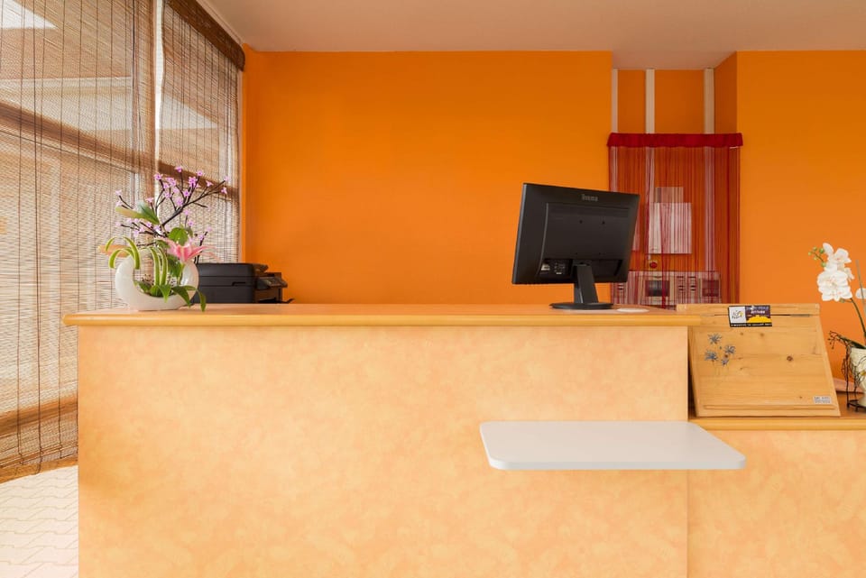 The Originals Access, Hôtel Saint-Flour Hotel in Saint-Flour