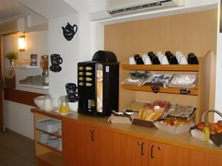 Coffee shop