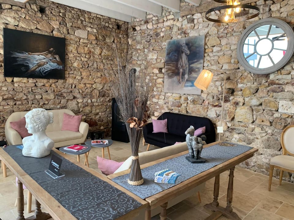 Bar/lounge