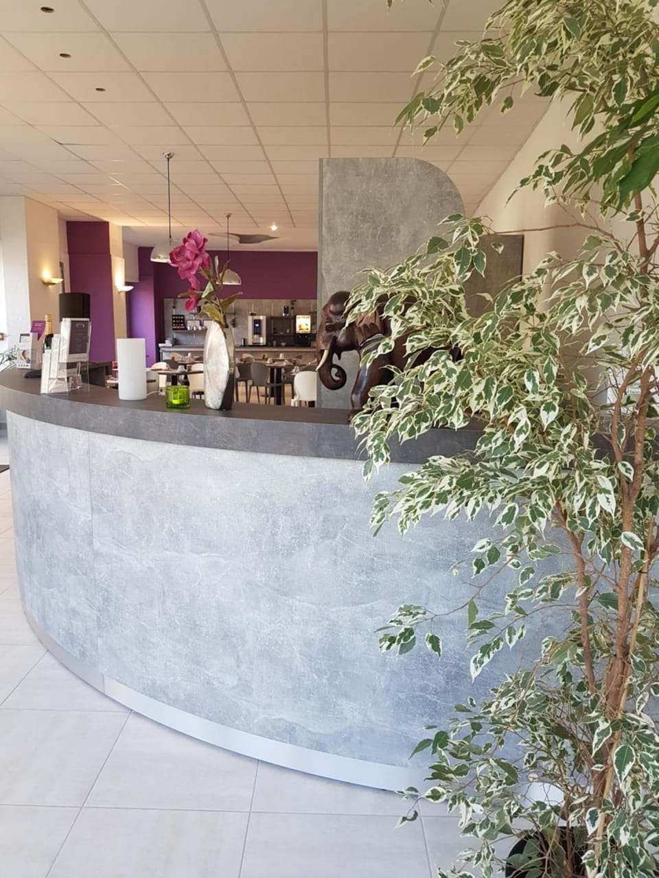 Hôtel Nevers Centre Gare Hotel in Bourgogne-Franche-Comté