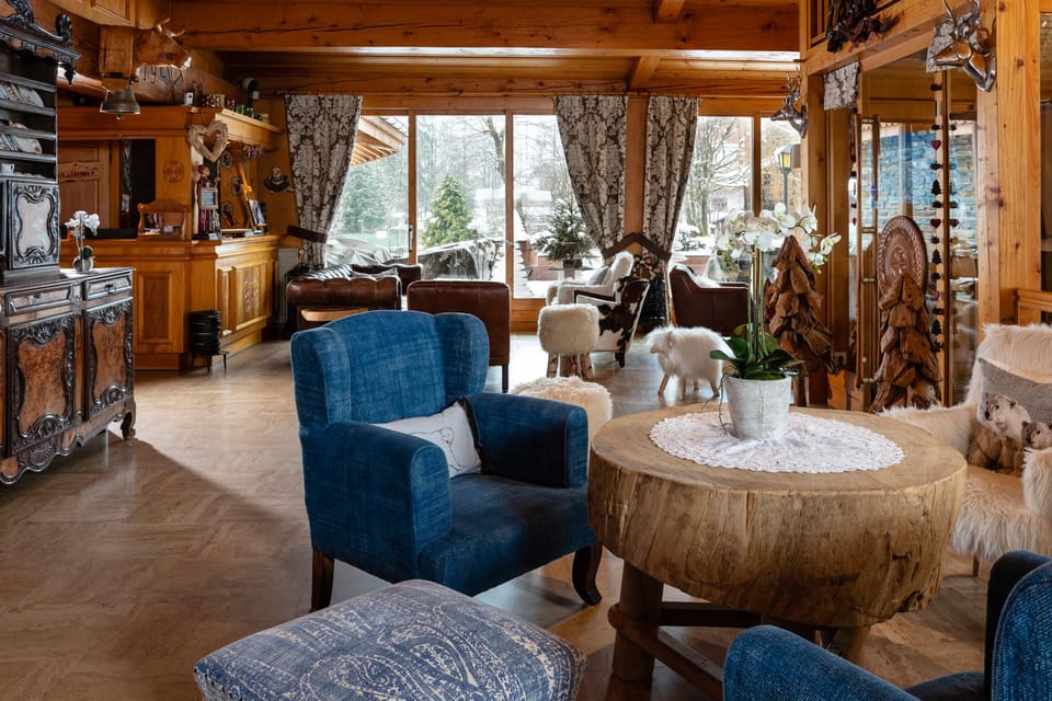 Chalet-Hôtel Neige et Roc, The Originals Relais Hotel in Samoëns