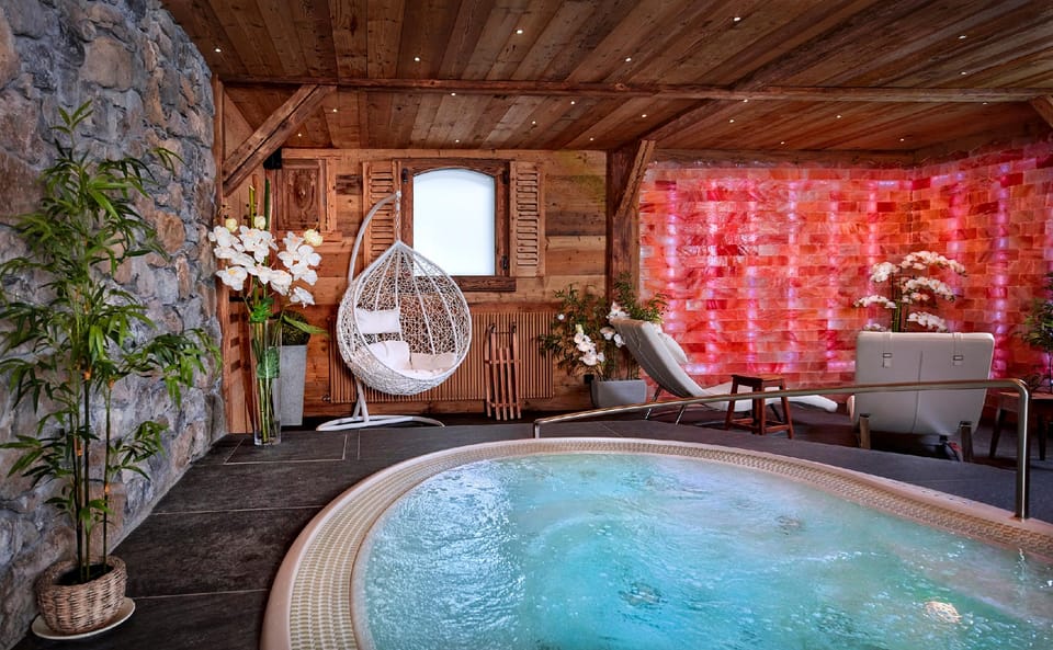 Chalet-Hôtel Neige et Roc, The Originals Relais Hotel in Samoëns