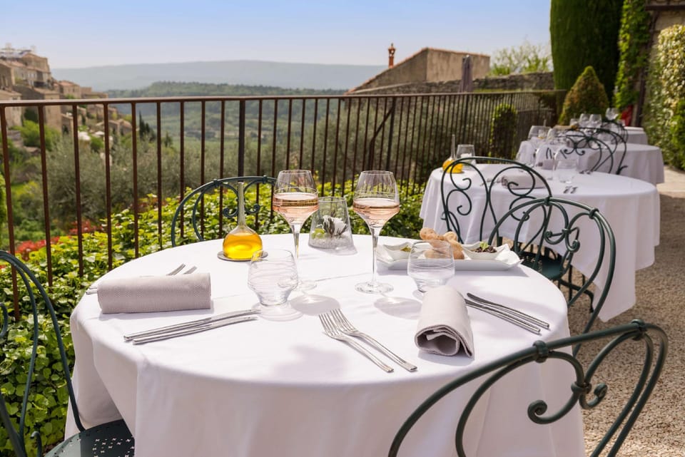 Mas des Romarins, The Originals Relais Hotel in Gordes