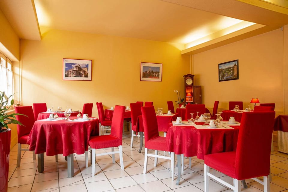 The Originals Boutique, Hôtel Clos Sainte Marie, Nevers Hotel in Bourgogne-Franche-Comté