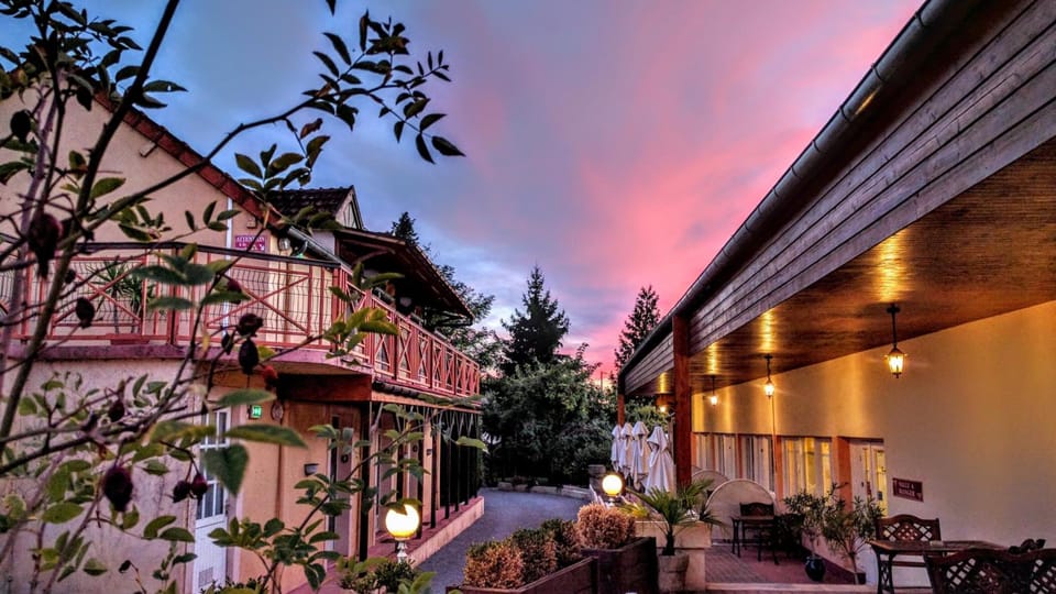 The Originals Boutique, Hôtel Clos Sainte Marie, Nevers Hotel in Bourgogne-Franche-Comté