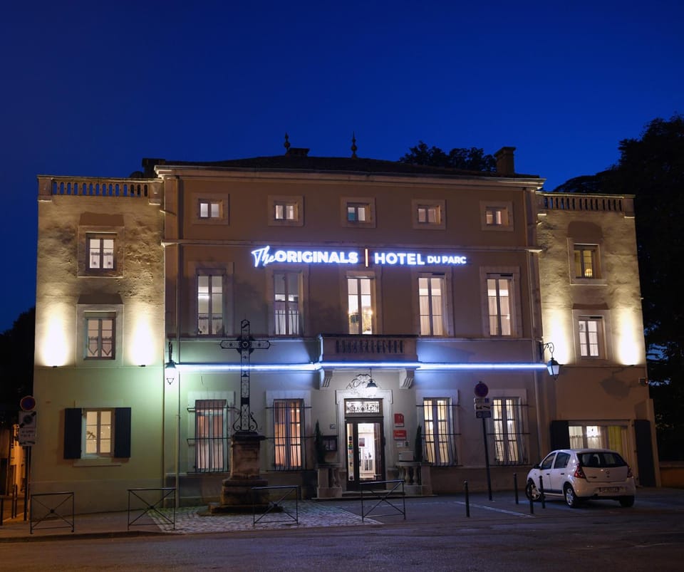 The Originals Boutique, Hôtel du Parc, Cavaillon Hotel in Cavaillon