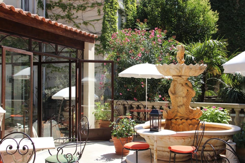 The Originals Boutique, Hôtel du Parc, Cavaillon Hotel in Cavaillon