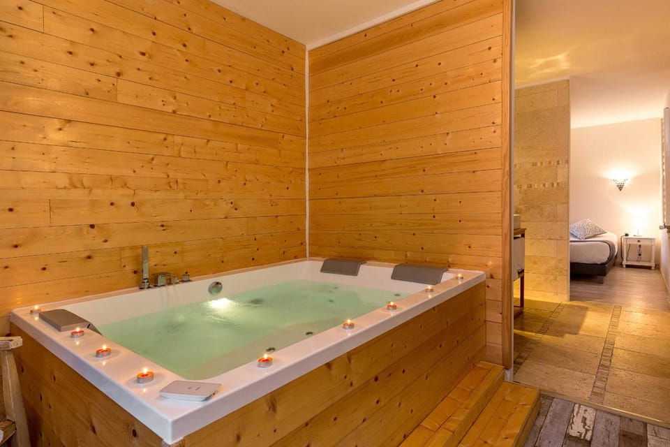 The Originals Boutique, Clair Hôtel, Martigues Hotel in Provence-Alpes-Côte d'Azur