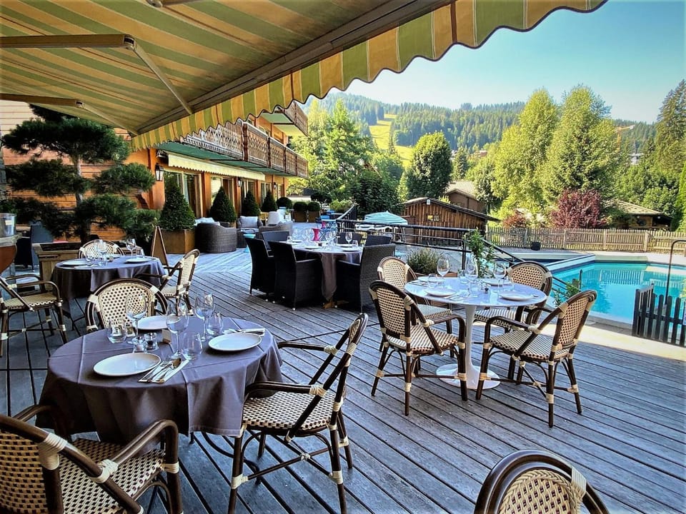 Chalet-Hôtel Le Labrador, The Originals Relais Hotel in Les Gets