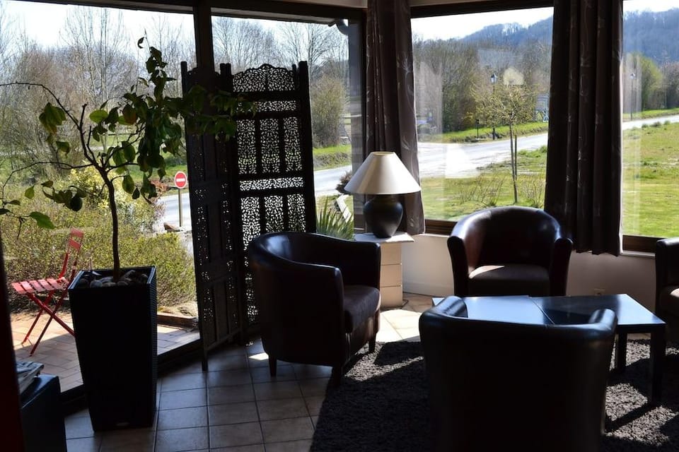 The Originals Boutique, Hôtel Les Quatre Salines, Le Mont Saint-Michel Sud Hotel in Brittany