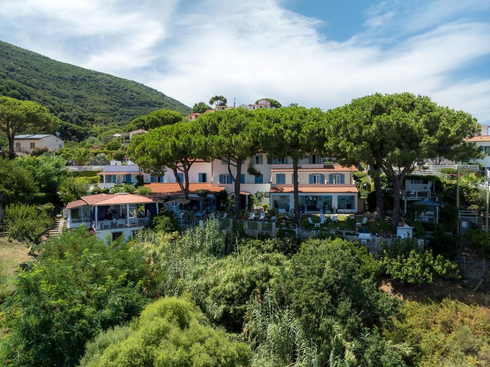 Hôtel Sant'Andrea, The Originals Relais Hotel in Tuscany