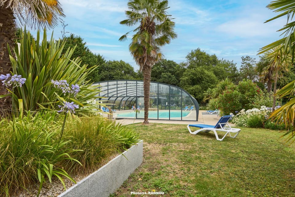 Hôtel du Golf de Saint-Laurent,The Originals Relais Hotel in Brittany