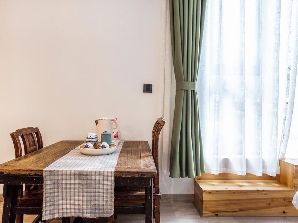 Cloudy Warm Hotel - Huangshan Scenic Area Transfer Center Branch Hotel in Zhejiang