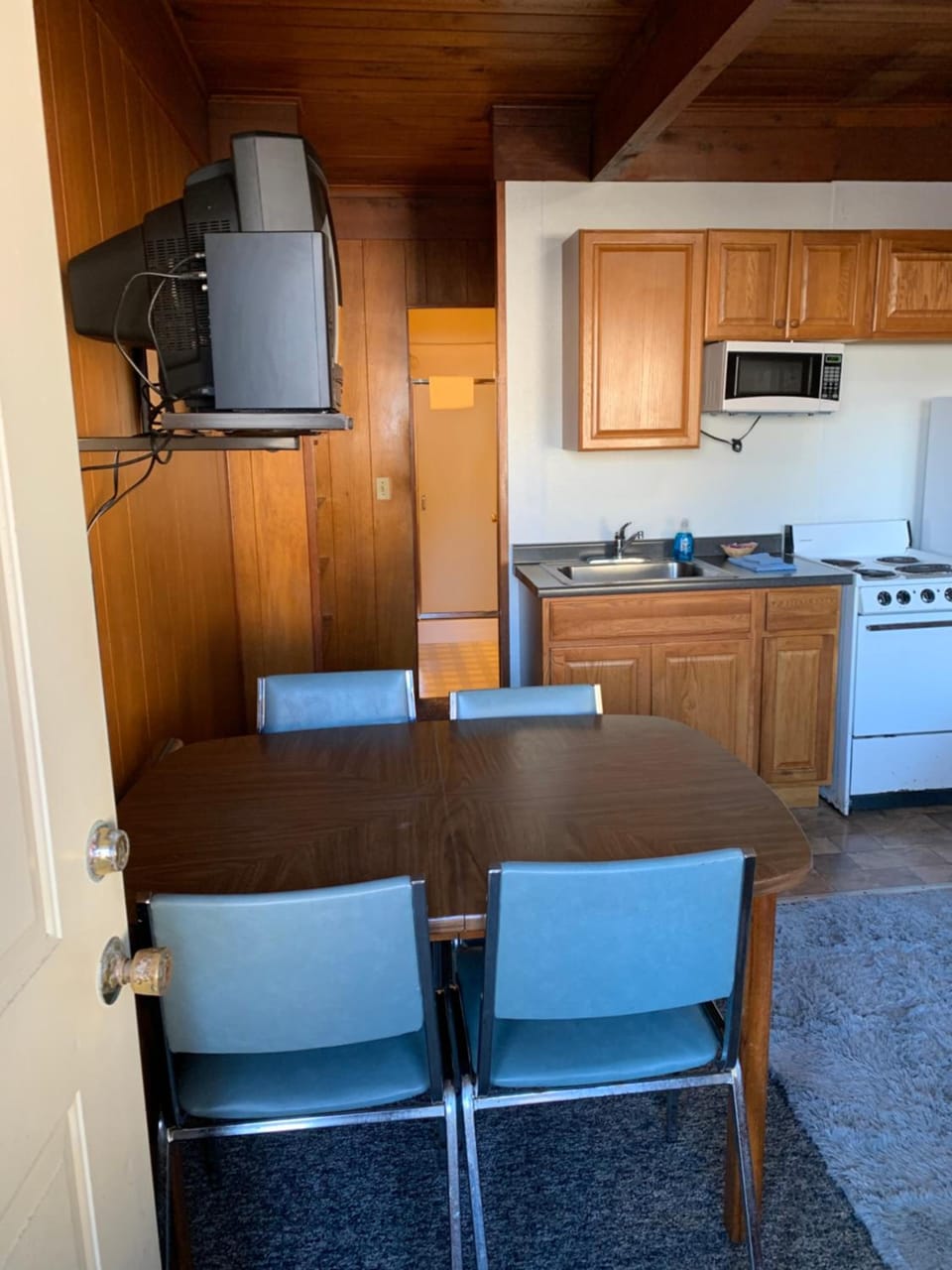Curley's Resort & Dive Center Hotel in Washington