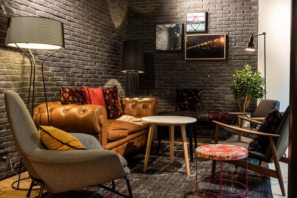 Bar/lounge